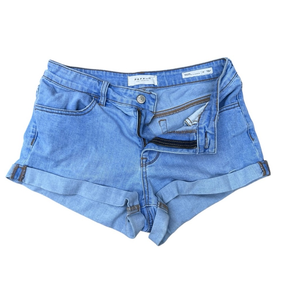 Pacsun Blue Denim Women's Short Shorts‎ high rise  2” inseam Size 26